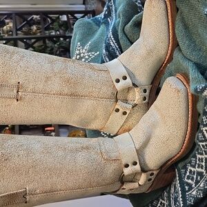 Frye 12 R Crackle White Cream Leather Harness Boots Excellent Unique Size 6